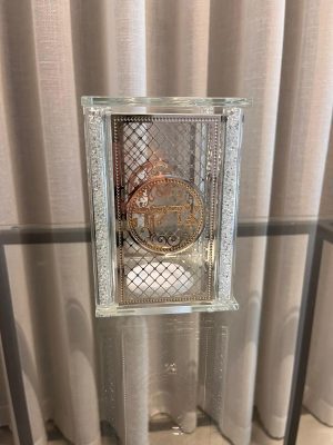 קופת צדקה-עיטורים זהב