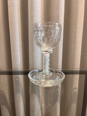 גביע קידוש- יום השישי שקוף אבנים