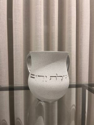 נטלה-נקודות גוון לבן